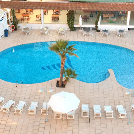 Bcl Levante Club Apartahotel 3*