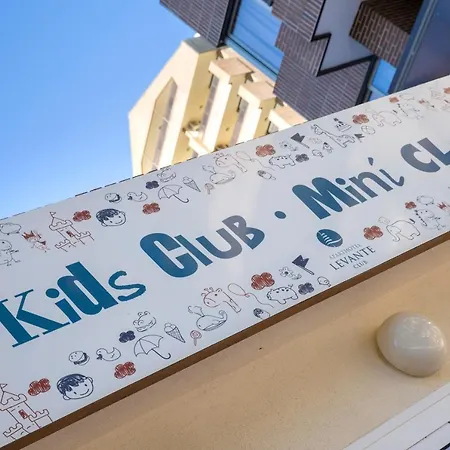 Bcl Levante Club Hotel apartamentowy Benidorm